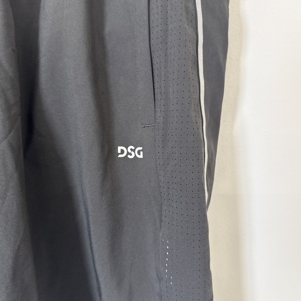 DSG Men's Stride Run Shorts 7" Athletic‎ Fit Black  Built In Brief Size Medium - Picture 2 of 6